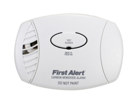 BRK CO605B First Alert 120V AC Plug-In Carbon Monoxide Alarm with 9V Battery Backup